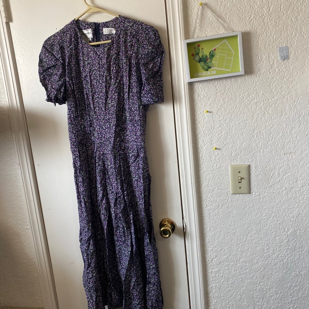 Karin Stevens Petites Floral  Dress Size 10P Purple‎ Rayon Short Sleeve vintage